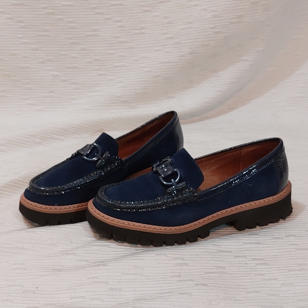 Donald J. Pliner Navy Leather and Suede Loafers with Chunky Lug Sole Size 7